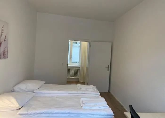 Elegant 2Br Apartment - Canal3